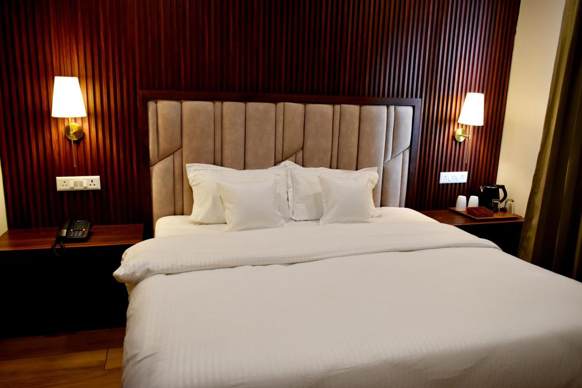 Rega Manivedya The Jungle Trail Resort Mukteshwar Extérieur photo