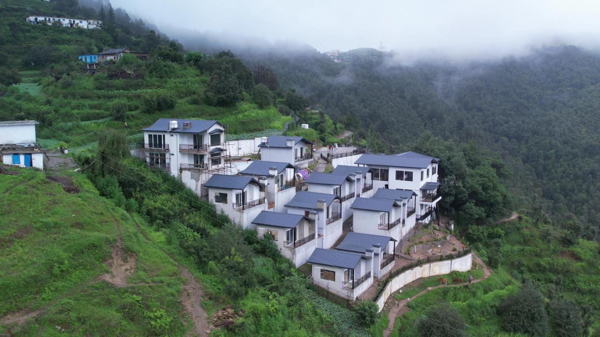 Rega Manivedya The Jungle Trail Resort Mukteshwar Extérieur photo